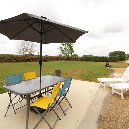 De Charme 4 Pers Avec Privatif, Terrasse, Et Equipements Complets Au Coeur D'un Village Viticole - Fr-1-622-20 Holiday home La Viardiere