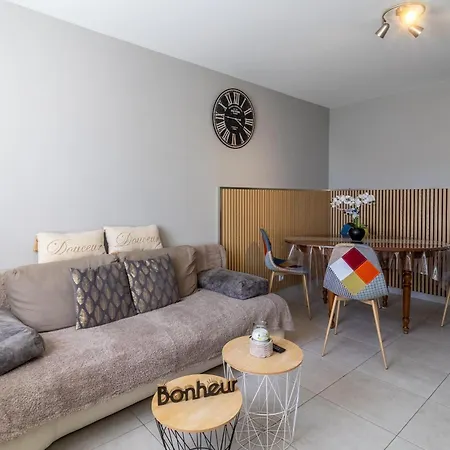 Landhuis De Charme 4 Pers Avec Privatif, Terrasse, Et Equipements Complets Au Coeur D'un Village Viticole La Viardiere