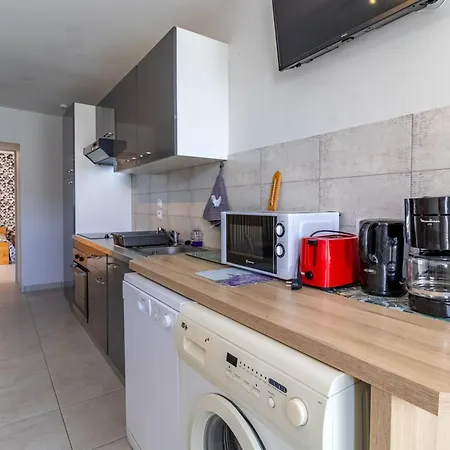 De Charme 4 Pers Avec Privatif, Terrasse, Et Equipements Complets Au Coeur D'un Village Viticole - Fr-1-622-20 度假居
