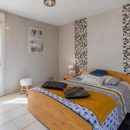 度假居 De Charme 4 Pers Avec Privatif, Terrasse, Et Equipements Complets Au Coeur D'un Village Viticole - Fr-1-622-20 La Viardiere