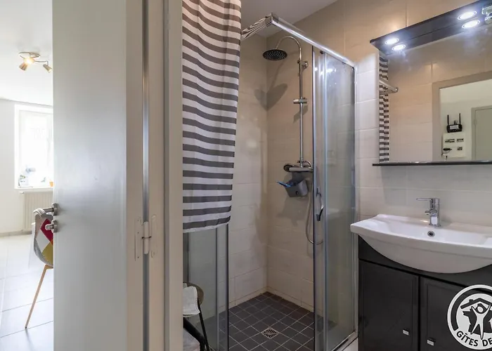 De Charme 4 Pers Avec Privatif, Terrasse, Et Equipements Complets Au Coeur D'un Village Viticole - Fr-1-622-20 La Viardiere