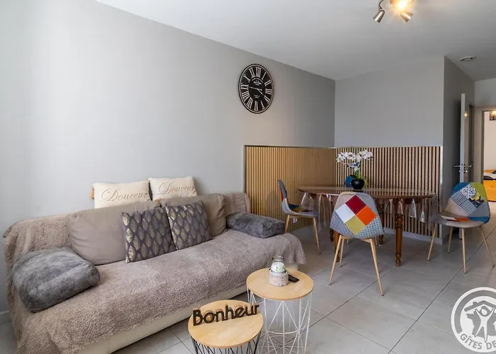 Ferienhaus De Charme 4 Pers Avec Privatif, Terrasse, Et Equipements Complets Au Coeur D'un Village Viticole - Fr-1-622-20 La Viardiere