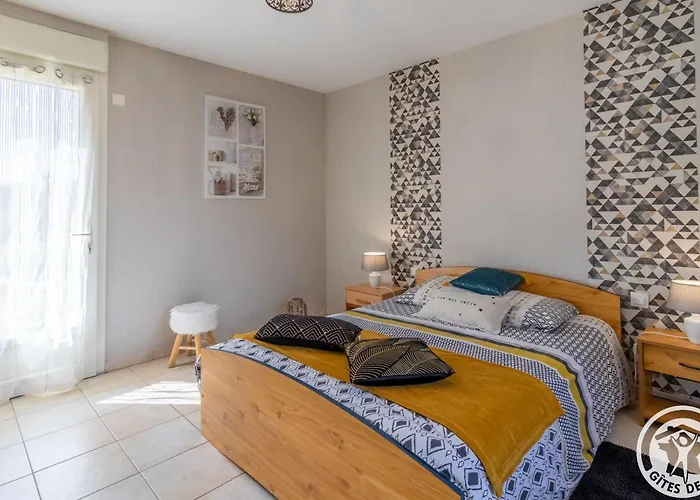 Ferienhaus De Charme 4 Pers Avec Privatif, Terrasse, Et Equipements Complets Au Coeur D'un Village Viticole - Fr-1-622-20 La Viardiere